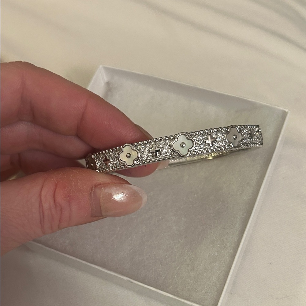 14k White Gold Plated Clover Bracelet with Mother of Pearl Accents